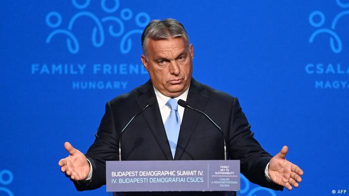 Орбан  намекнул на возможность выхода Венгрии из ЕС