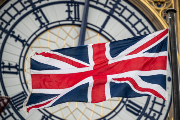 МВД Великобритании закрыло программу «золотых виз» для богатых мигрантов