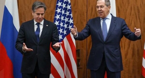 США и Россия проведут переговоры на фоне роста напряженности вокруг Украины