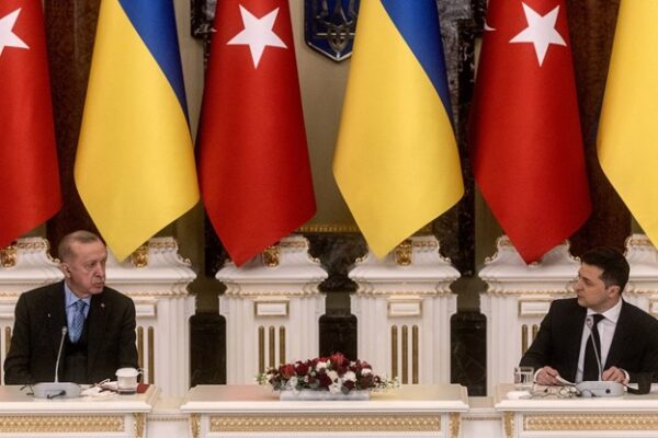 Украина связывает обороноспособность с Турцией, Польшей и Великобританией, поскольку членство в НАТО остается далеким