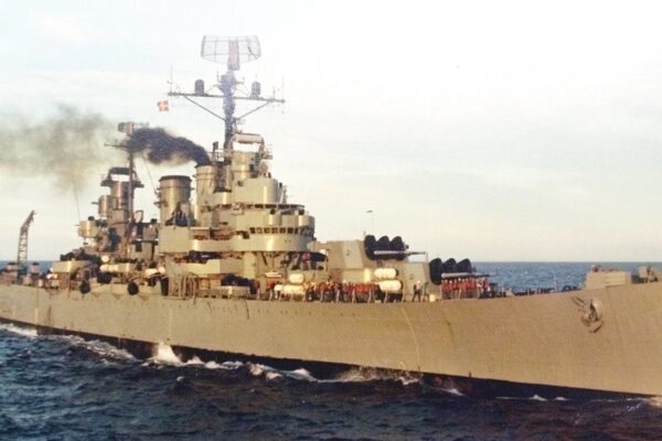 40 лет Фолклендской войне: как топили крейсера тогда и как топят сейчас