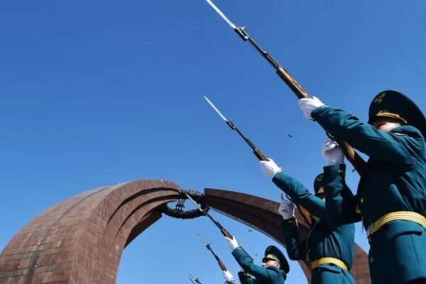 Без буквы Z и антивоенных митингов. Как страны Центральной Азии пытаются выдержать нейтралитет в войне