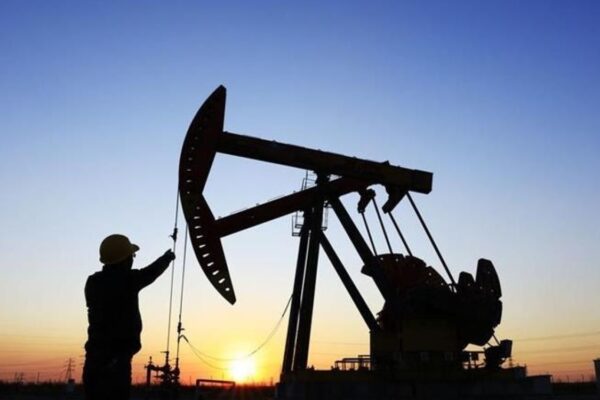 Индия призывает нефтяные компании закупать уцененную российскую нефть
