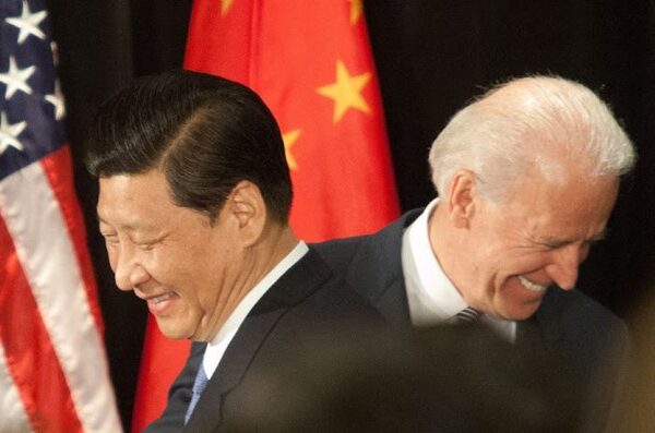 Китаю не удается выполнить свою часть сделки, но Байдену «не хватает политики, чтобы действовать»