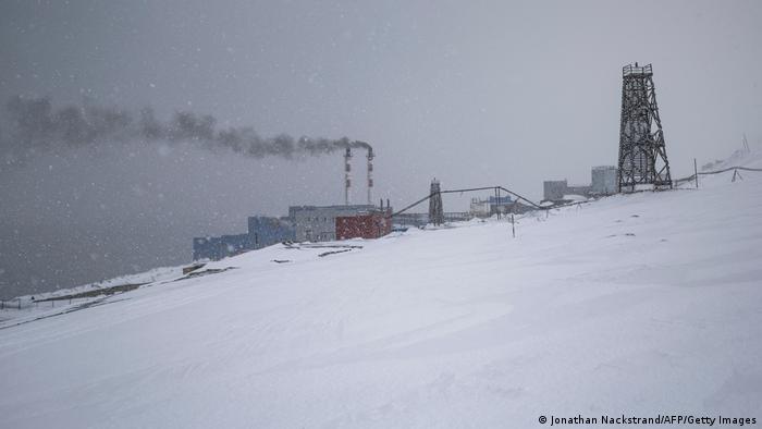 Норвегия и Россия урегулировали спор из-за поставок на Шпицберген