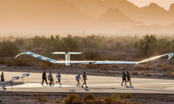 В США беспилотник на солнечных батареях обновил рекорд полета