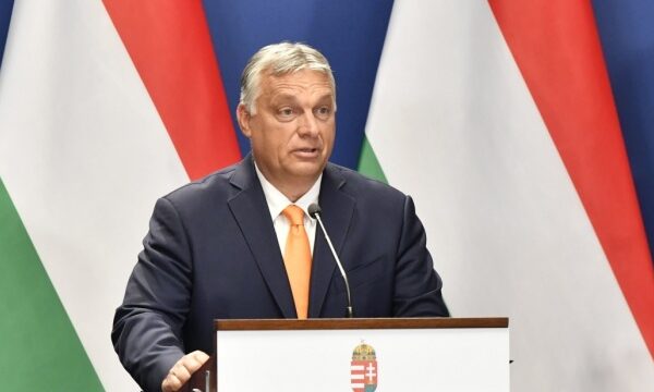 Орбан в США заявил сторонникам Трампа, что имеет такие же взгляды, как и они