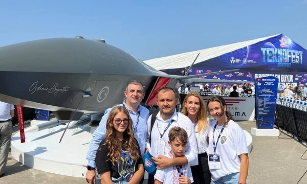 В Турции на техвыставке показали дроны с украинскими двигателями