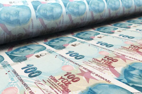 Инфляция в Турции превысила отметку в 83 процента