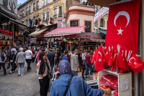 Турция удивила более значительным, чем ожидалось, снижением ставки