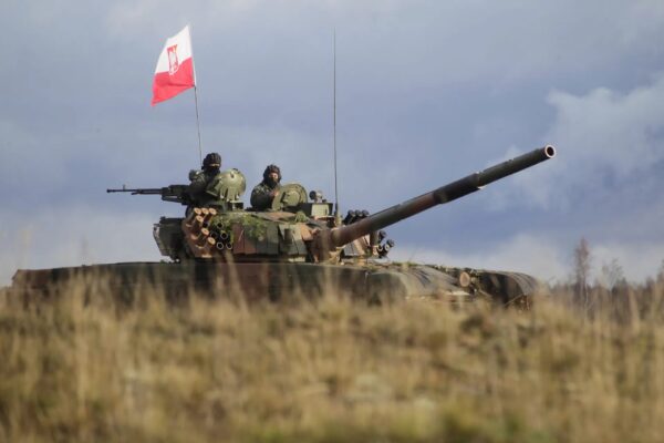 Встречайте новую военную сверхдержаву Европы: Польшу-– POLITICO