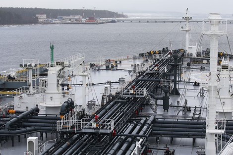 Флагманская нефть России упала ниже предложенного ценового предела ЕС