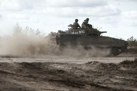 Амбиции Путина возвращают в моду финские войска и танки