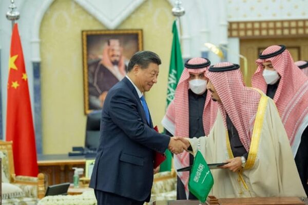Визит Си Цзиньпина предвещает «новую эру» связей с Саудовской Аравией