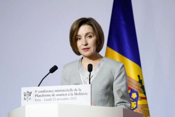 Президент Молдовы Майя Санду обвинила Россию в попытке устроить переворот
