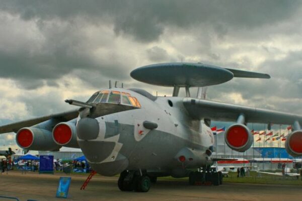 Белорусские “партизаны” заявляют об атаке на “летающий радар” А-50. Чем ценен этот самолет?