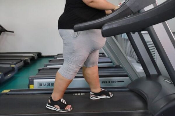 До 2035 року половина людей страждатиме від надмірної ваги