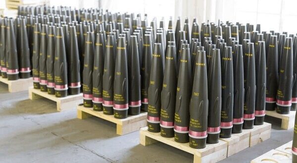 Україна просить у ЄС 250 тисяч артилерійських снарядів на місяць — FT