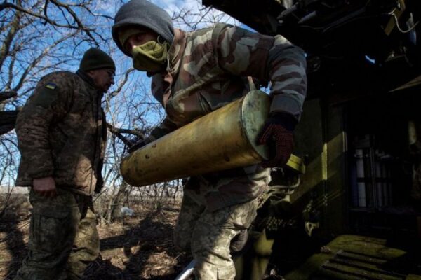 Україна розгортає виробництво танкових снарядів у країнах НАТО. Чому це важливо