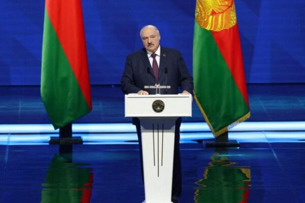 “Ми з Путіним ні перед чим не зупинимося”: Лукашенко про ядерну зброю та війну