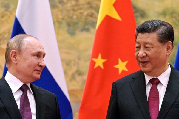 Росія ризикує стати «економічною колонією» Китаю – директор ЦРУ