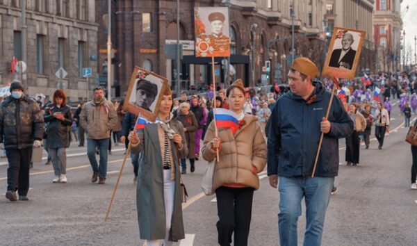 Росія згортає святкування Дня Перемоги