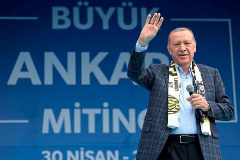 Президент Туреччини Ердоган повернувся до режиму кампанії після хвороби
