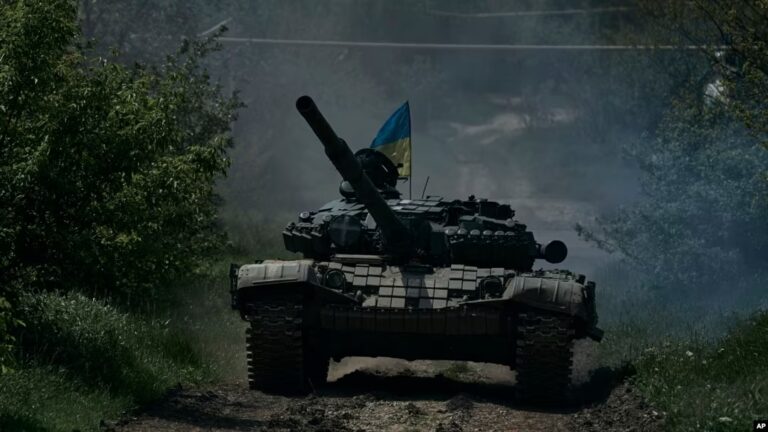 Перевага на боці українців, але буде нелегко — американські військові експерти про контрнаступ