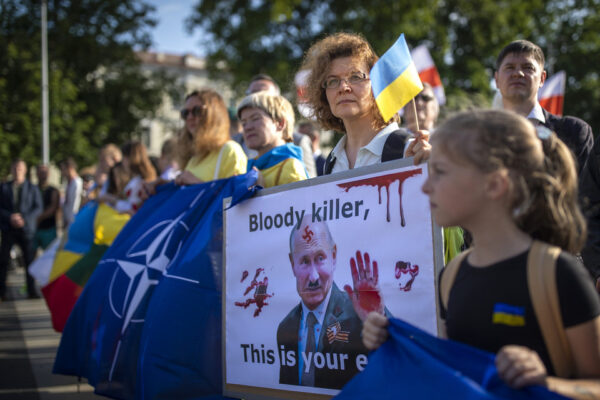 “Україні потрібна дорожня карта щодо членства в НАТО якомога швидше” відкритий лист 46 експертів