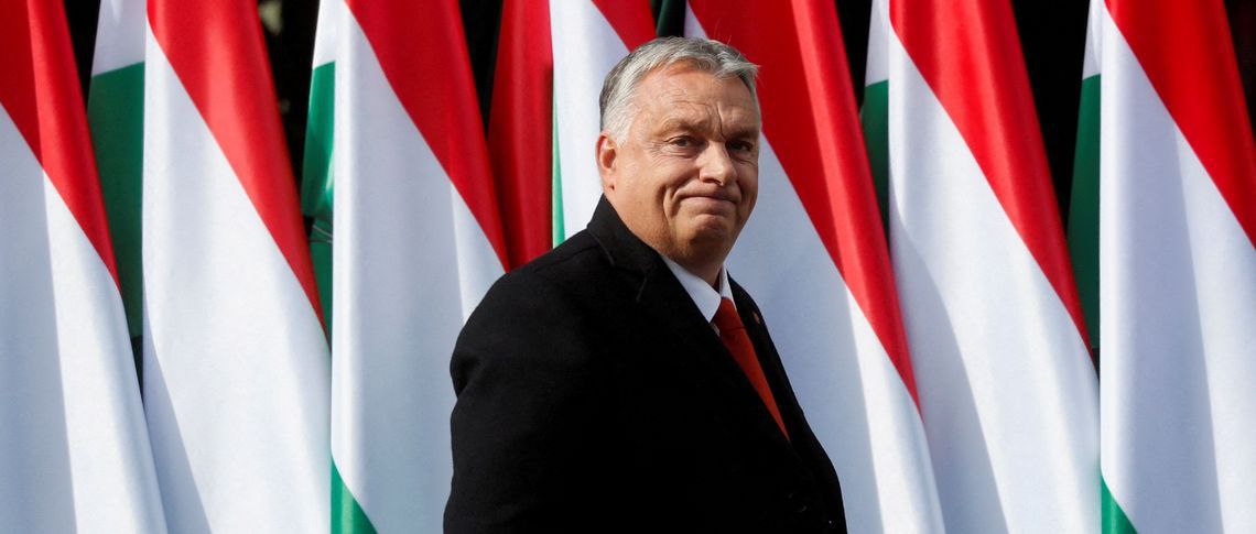 Прикидання Орбана проти пробудження