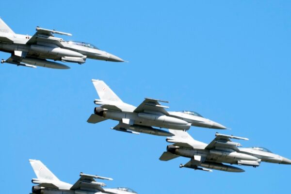Літаки F-16 допоможуть Україні навіть своєю появою – експерт