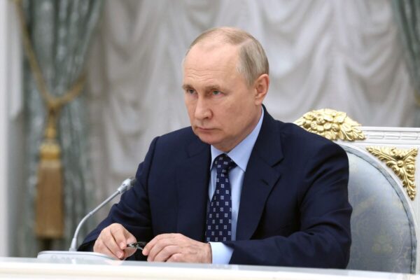 Чи справді санкції допомагають на тлі безладів у Росії?