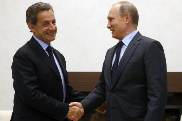 Колишній президент Франції Саркозі закликав Україну та Росію до переговорів та виступив проти розширення НАТО