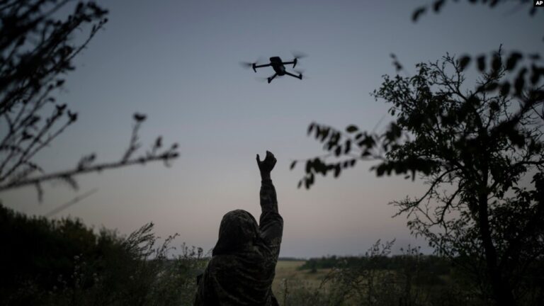 США вводять нові санкції проти китайських та російських компаній, через поставку запчастин для дронів