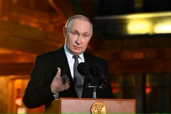 Держдеп критикує Китай за надання Путіну “платформи для просування його агресивної війни проти України”