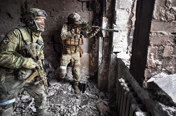 Росія намагається покрити зростаючі витрати на війну в Україні