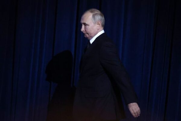 NYT: Наступна ціль Путіна: відрізати Україну від допомоги Заходу