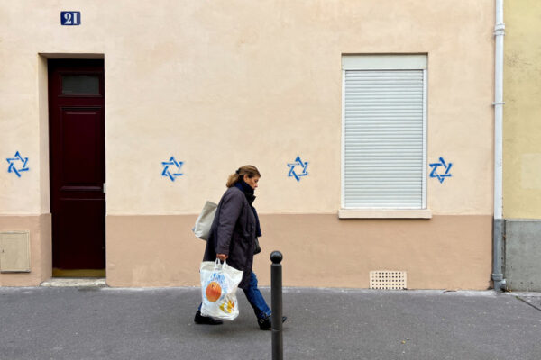 У міру зростання антисемітизму в Європі все більше пальців вказують на Росію