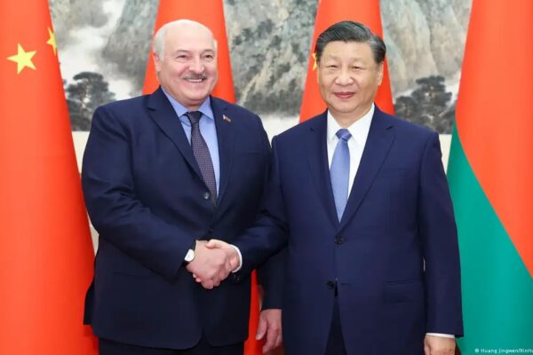 Пекін втрачає інтерес? Навіщо Лукашенко терміново літав до Китаю