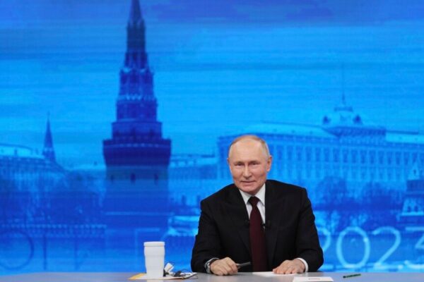«Сподіваюсь, республіканці почули Путіна». Реакції Білого дому, оглядачів на слова про Україну