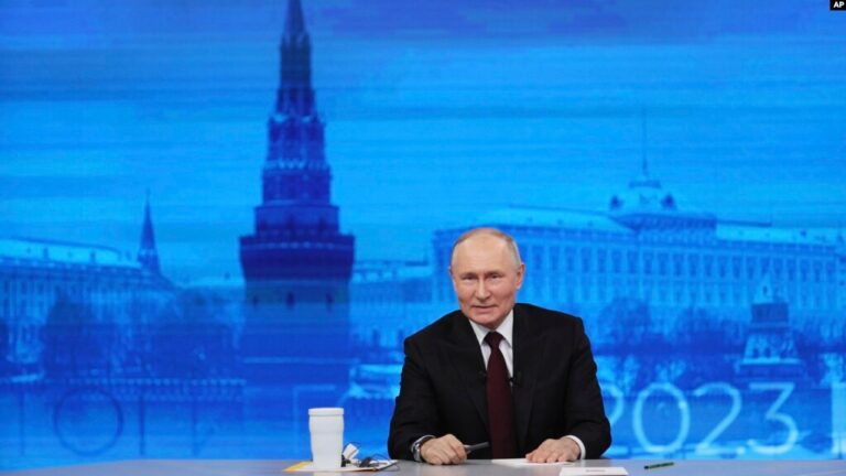 «Сподіваюсь, республіканці почули Путіна». Реакції Білого дому, оглядачів на слова про Україну