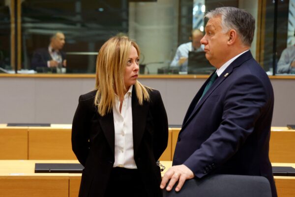 Мелоні підштовхує Орбана до розблокування допомоги Україні на неформальних переговорах