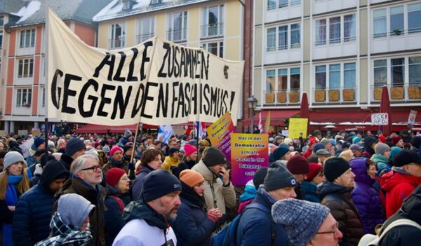 Протести в Німеччині: кидаючи виклик національним стереотипам