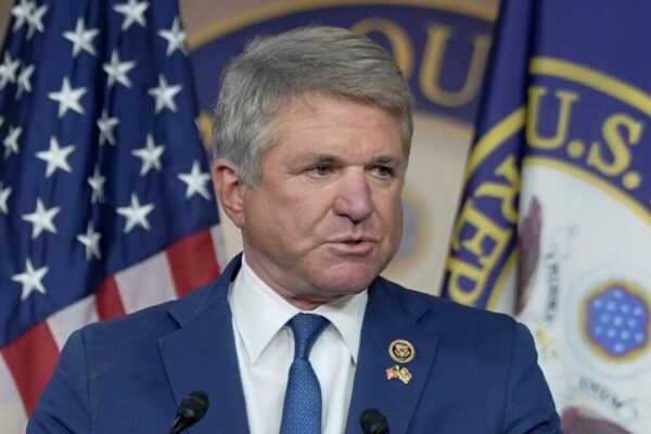 Джонсон винесе на голосування законопроєкт про допомогу Україні після Великодня, переконаний конгресмен США Маккол