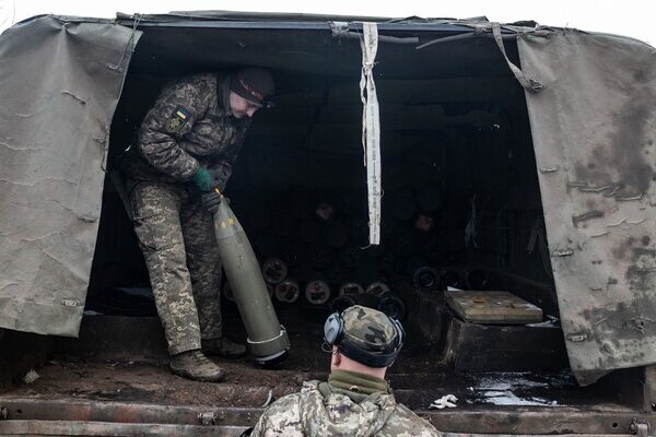 Президент Чехії назвав терміни відправки в Україну 800 тисяч артснарядів