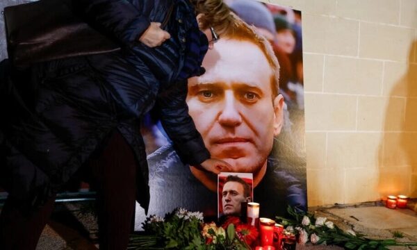 Послання Путіна парламенту та похорон Навального