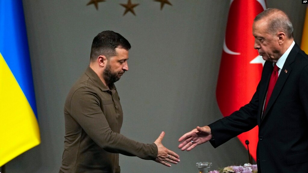 Джерела про зустріч Зеленського та Ердогана: Туреччина “наполягатиме на переговорах щодо припинення війни”
