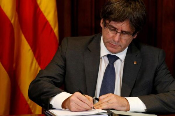 Парламент Іспанії проголосував за амністію каталонських сепаратистів. Вона дозволить Пучдемону повернутися з вигнання