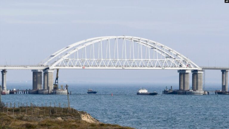 Лінкявічус натякнув на можливість руйнування Керченського мосту