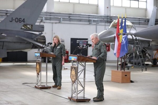 Ще три голландських F-16 прибули до Румунії для приєднання до Європейського навчального центру